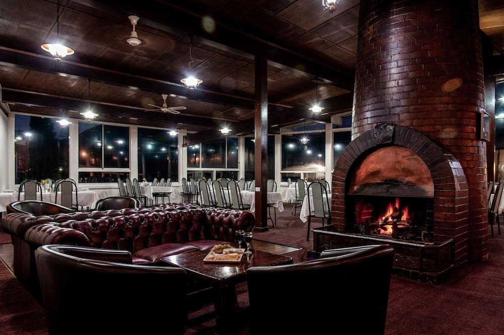 Silver Hills Motel Куинстаун Экстерьер фото
