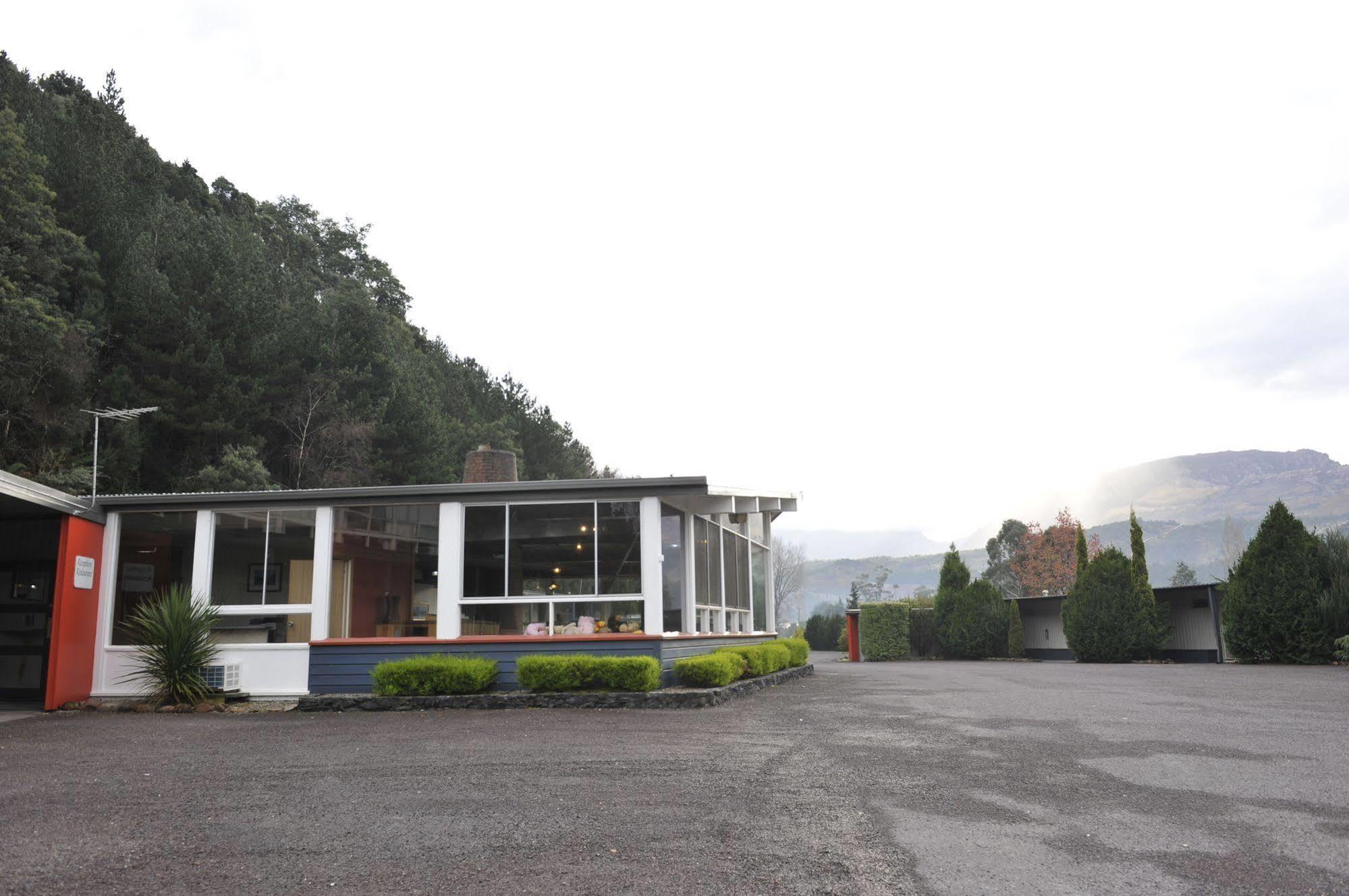 Silver Hills Motel Куинстаун Экстерьер фото