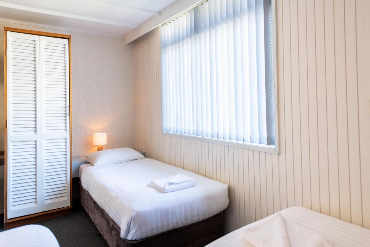 Silver Hills Motel Куинстаун Экстерьер фото